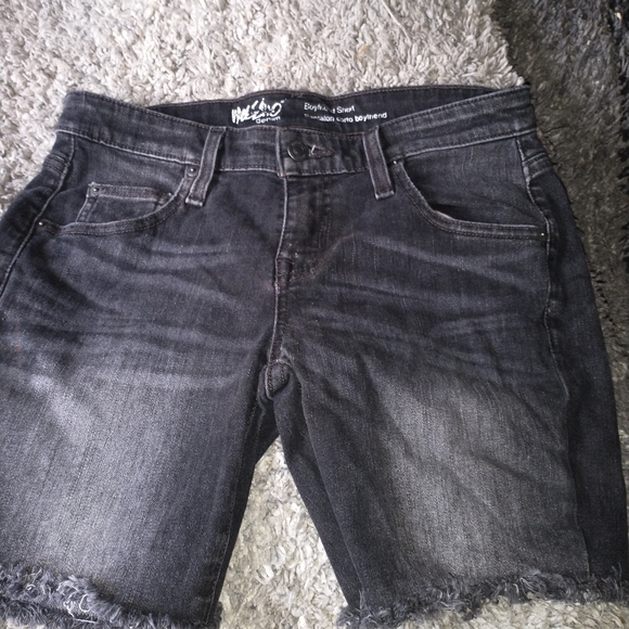 Size 0 Shorts Lot - Picture 2 of 10